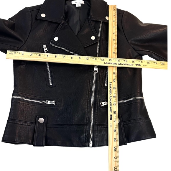 TOPSHOP Fred Faux Leather Biker Jacket Size: 4P Color: Black - Picture 7 of 16